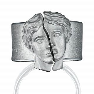 Дизайнерское кольцо из серебра VENUS